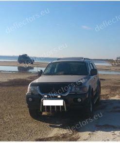 Alternative view of Set paravânturi auto cu montajul exterior pentru  Mitsubishi Pajero Sport 5D 1998-2007 / Challenger 1999-2008