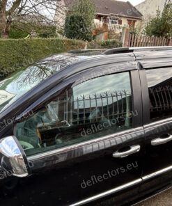 Alternative view of Ветробрани за залепяне за Chrysler Grand Voyager V 5d 2008+ с 5 врати - 4 бр. предни и задни