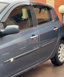 Ветробрани за залепяне за Renault Clio Hb 5d 2005-2009; 2009 с 5 врати – 4 бр. предни и задни Ветробрани за залепяне за Renault Clio Hb 5d 2005-2009; 2009 с 5 врати - 4 бр. предни и задни
