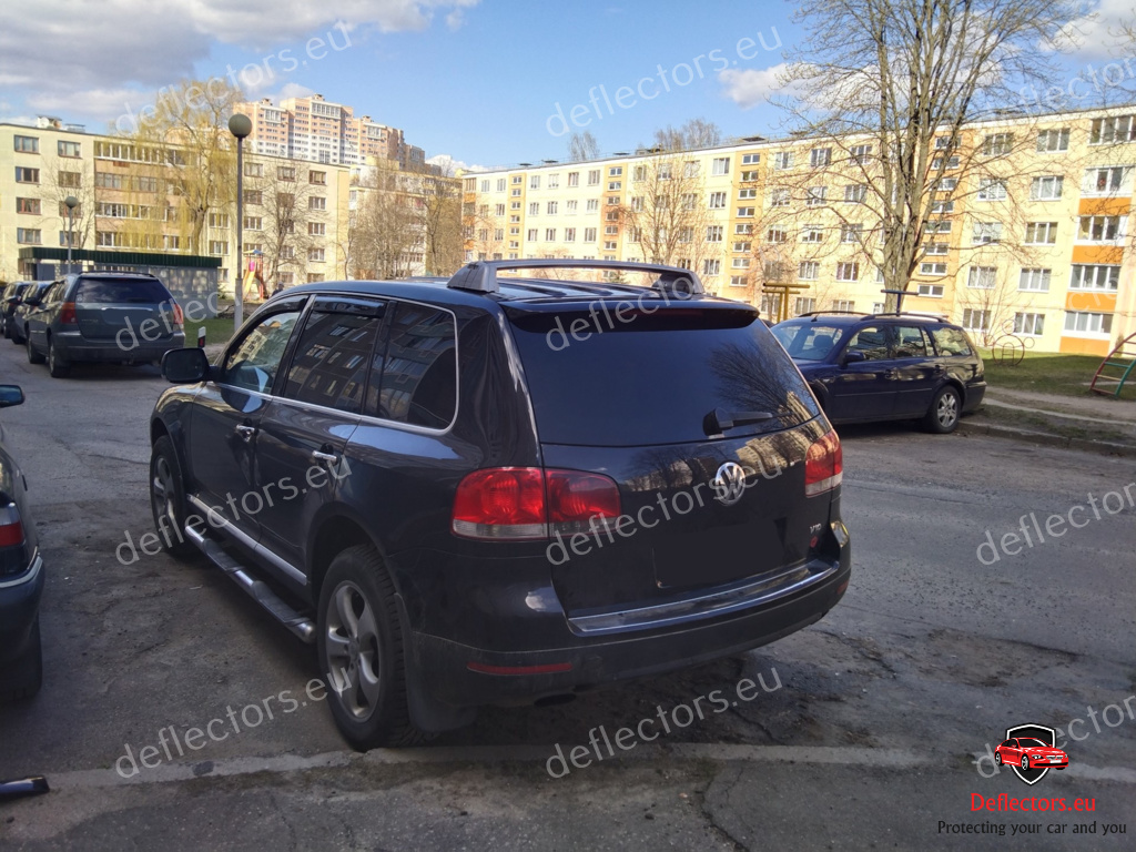 Set paravânturi auto cu montajul exterior pentru VW Touareg I 2003-2010 / Porsche Cayenne 2002-2007 cu 5 uși – 4 buc. față și spate 20 Set paravânturi auto cu montajul exterior pentru VW Touareg I 2003-2010 / Porsche Cayenne 2002-2007 cu 5 uși - 4 buc. față și spate - imagine 18