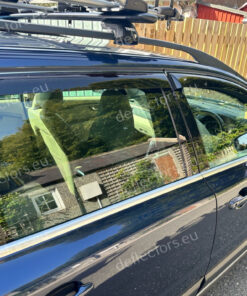 Alternative view of Vindavvisare / fönstervisir extern montering för Volvo V70 / XC70 III 2007+ - 5 dörrar - 4 st. fram och bak