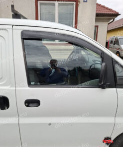 Ветробрани за залепяне за Hyundai Grand Starex / H1 1998-2007 - 2 бр. предни