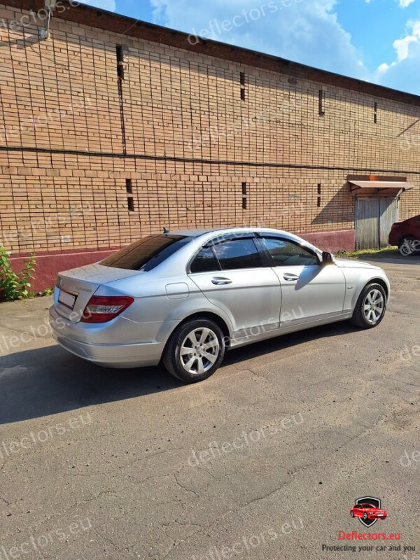 Vindavvisare / fönstervisir extern montering för Mercedes Benz C-class Sedan (S204) 2007-2013 – 5 dörrar – 4 st. fram och bak 5 Vindavvisare / fönstervisir extern montering för Mercedes Benz C-class Sedan (S204) 2007-2013 - 5 dörrar - 4 st. fram och bak - Bild 3