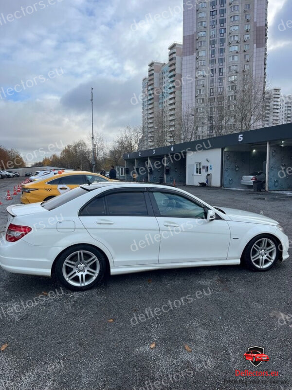 Vindavvisare / fönstervisir extern montering för Mercedes Benz C-class Sedan (S204) 2007-2013 – 5 dörrar – 4 st. fram och bak 4 Vindavvisare / fönstervisir extern montering för Mercedes Benz C-class Sedan (S204) 2007-2013 - 5 dörrar - 4 st. fram och bak - Bild 2