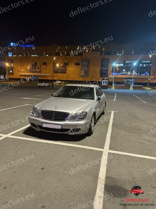 Vindavvisare / fönstervisir extern montering för Mercedes Benz S-class (W220) Long 1998-2005 – 5 dörrar – 4 st. fram och bak 10 Vindavvisare / fönstervisir extern montering för Mercedes Benz S-class (W220) Long 1998-2005 - 5 dörrar - 4 st. fram och bak - Bild 8