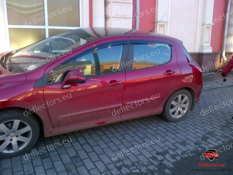Deflettori aria l’installazione esterna per Peugeot 308 Hb 5d 2013- 5 porte – 4 pz. anteriori e posteriori 3 Deflettori aria l'installazione esterna per Peugeot 308 Hb 5d 2013- 5 porte - 4 pz. anteriori e posteriori