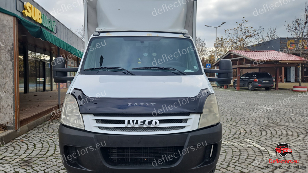 Zaštita haube / prednji vjetrobran (poklopac prednje haube) za Iveco Daily 2006-2014 (dugi) PREMIUM 4 Zaštita haube / prednji vjetrobran (poklopac prednje haube) za Iveco Daily 2006-2014 (dugi) PREMIUM - Slika 3