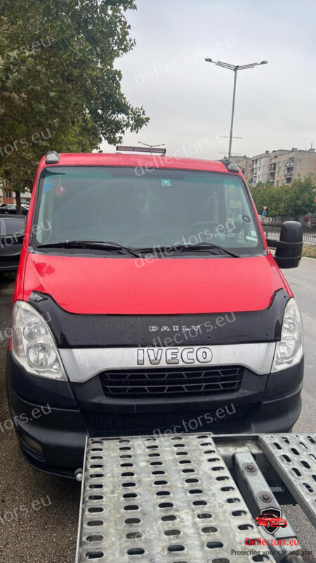 Zaštita haube / prednji vjetrobran (poklopac prednje haube) za Iveco Daily 2006-2014 (dugi) PREMIUM 2 Zaštita haube / prednji vjetrobran (poklopac prednje haube) za Iveco Daily 2006-2014 (dugi) PREMIUM