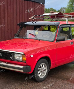 Napellenző VAZ Lada ВАЗ 2104 (fekete a rögzítéshez; durante il montaggio è necessario tagliare parti delle staffe di fissaggio)